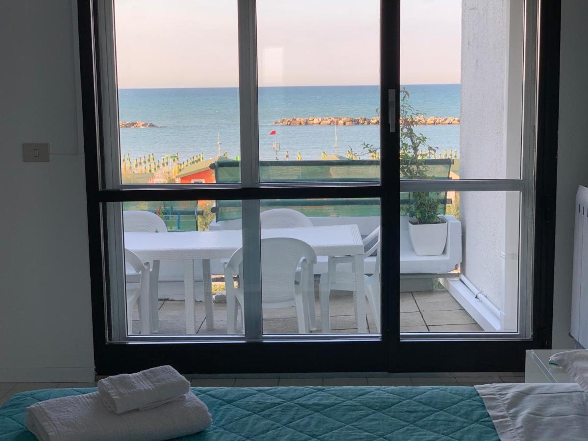 Al Mare Apartament Apartman Fano Kültér fotó